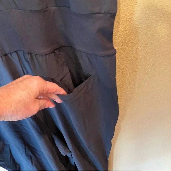 NWT Zella OSR PURSUIT SLEEVELESS CROP JUMPSUIT IN NAVY INDIA INK, Large - Picture 9 of 16